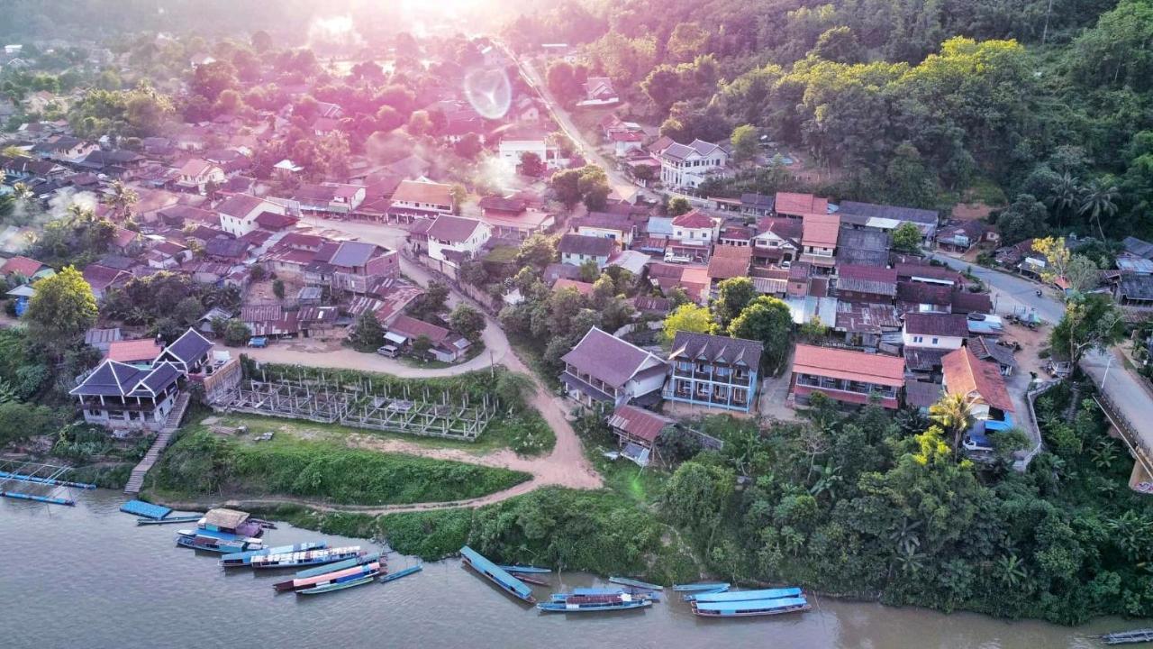 Arthith Guesthouse Nongkhiaw Kültér fotó