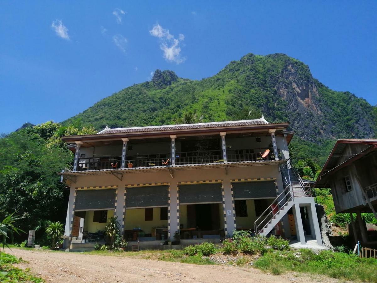 Arthith Guesthouse Nongkhiaw Kültér fotó